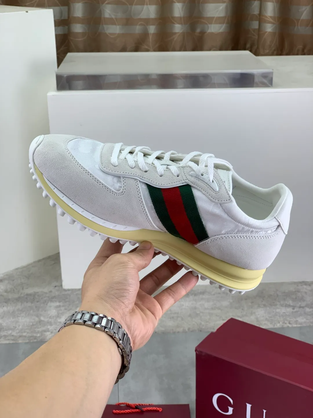 Men's shoes 💰P640 New Gucci Gucci Top version Latest catwalk style Re-Motion series Thick-soled casual sports shoes Original purchase and development ▪️Fabric: Original custom imported first-layer cowhide ▪️Sole: Original molded TPU material ▪️Sole thickness: 3.5CM ▪️Size: Men 39-45 Color: 8️⃣ colors available, boutique packaging